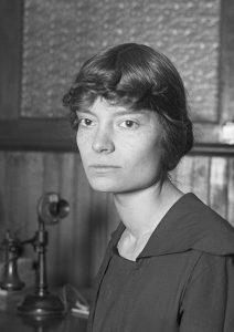 Dorothy_Day,_1916_(cropped)